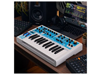 Novation Bass Station II Swifty Edition Novation Bass Station II Swifty Edition